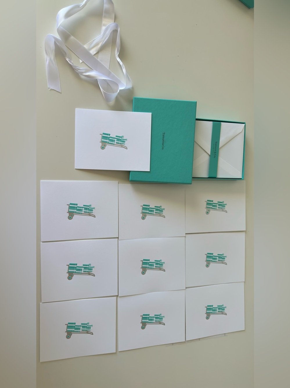 Tiffany & Co. 10 cards 10 envelopes New in box Blue Teal Birthday card Christmas